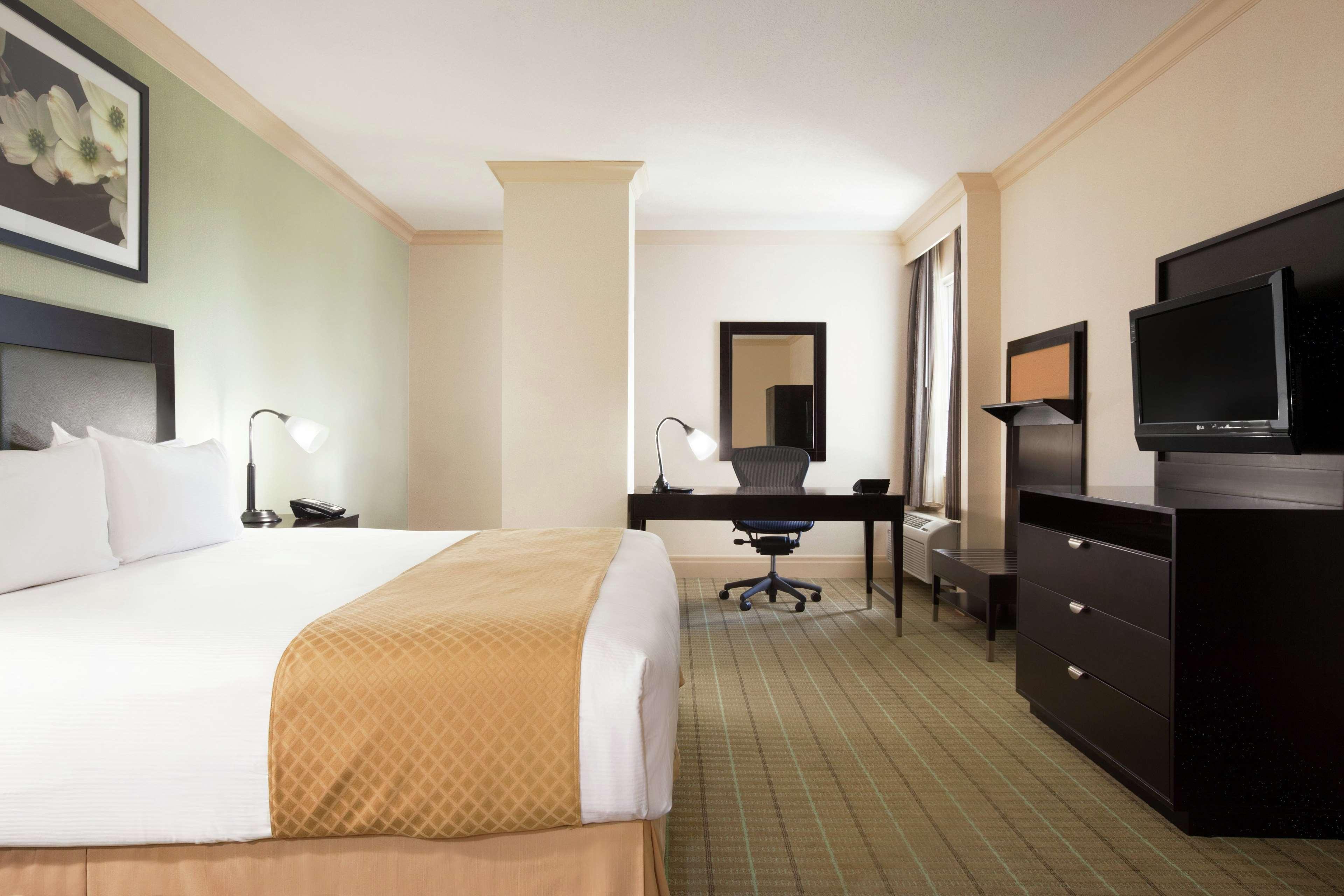 Doubletree By Hilton Hotel Dallas - Love Field Dış mekan fotoğraf