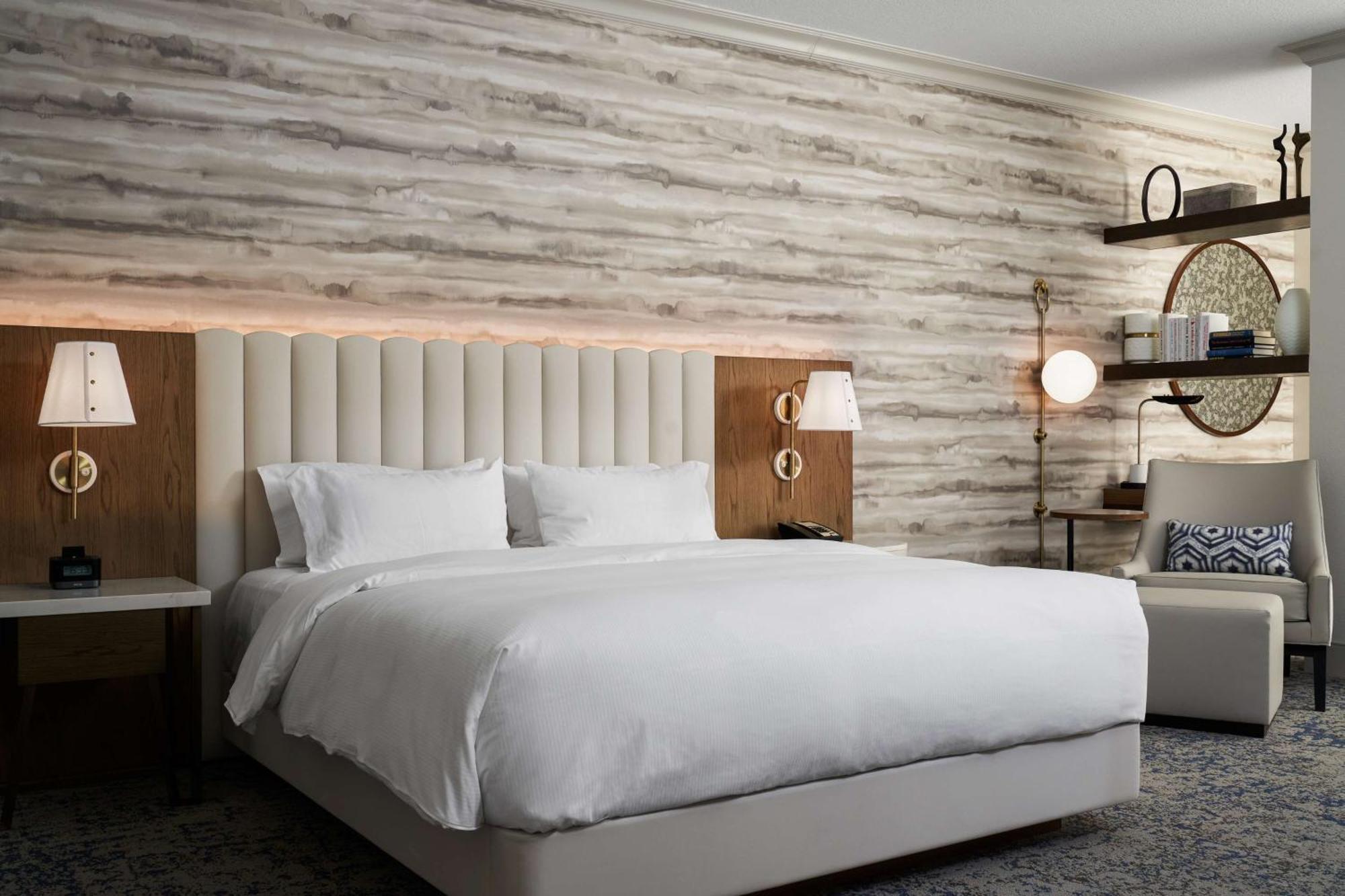 Doubletree By Hilton Hotel Dallas - Love Field Dış mekan fotoğraf